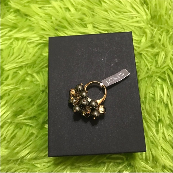 COPY - J.CREW GOLD AND DARK PEARL CUBIC ZICONIA STATEMENT RING
SIZE：M - Picture 2 of 3
